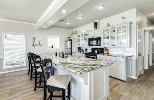 Surfside Beach Apartment | Beachfront Private Walkover