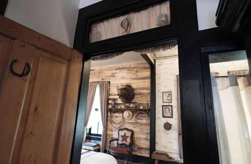 Chester House | Beard and Lady Inn