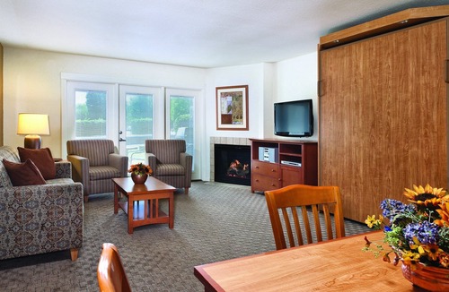Afton Resort | Beatiful Resort and Location . So much fun !