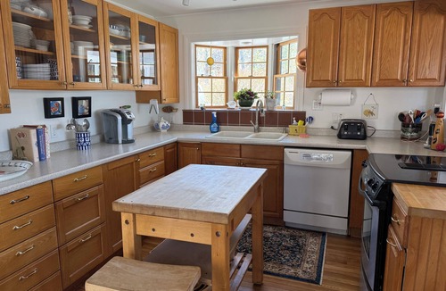 Brooksville House | Beautiful 3-bedroom House in South Brooksville Perfect for Relaxing Stays