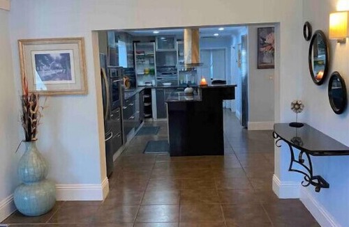 Windermere House | Beautiful 4 Bedroom Farm House
