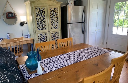 Round Pond House | Beautiful Antique Waterfront Property On Round Pond Harbor - Sleeps 7