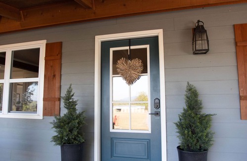 Smithville Cabin | Beautiful Farmhouse North of Broken Bow! 74 private acres-Stocked Pond!