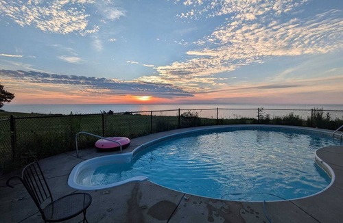 Wilson House | Beautiful lake getaway with pool