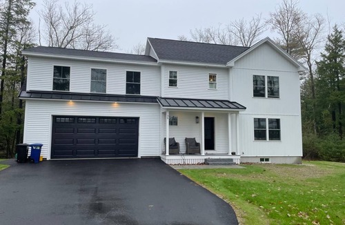 Cumberland Center House | Beautiful new home near Portland in quiet Cumberland