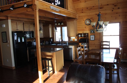 Bridgton Cabin | Beautiful waterfront log cabin on pristine Maine lake