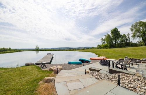 Nunda House | Bella Vista Retreat