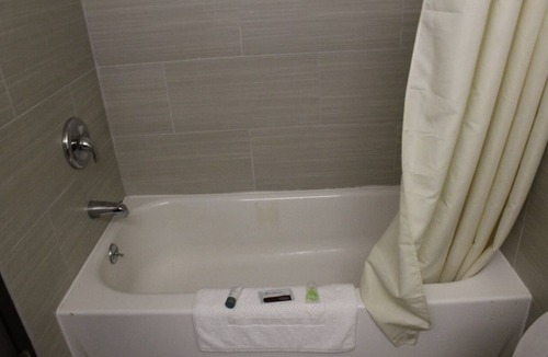 Bellevue Hotel | Bellevue Hotel & Suites