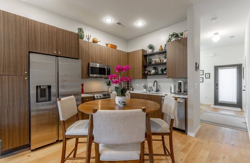 Lookout Valley Neighborhood Association House | Bespoke Outpost: A stylish 3-bedroom retreat in scenic Chattanooga, TN.