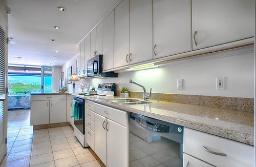 Kaanapali Condo | Best Kaanapali Beach, Top Flr OV, Walk to Whaler's Village