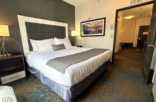 Erie Hotel | Best Western Erie Inn & Suites