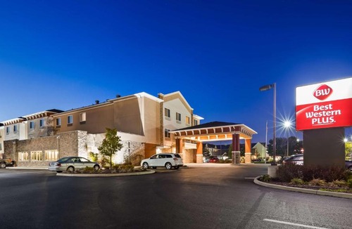 Poland Hotel | Best Western Plus Boardman Inn & Suites