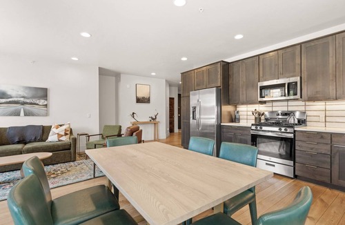 Silverthorne Apartment | Bf3203s2