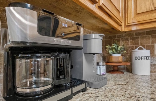 Bentonville House | BIKE IN/OUT🔷 Close to ApplegateTrail/ColerTrail/Downtown & Marrs Merc🔷DOGS OK!