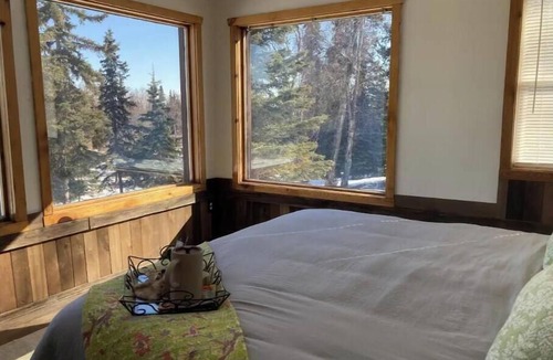 Cohoe House | Birders Paradise, Writers Retreat, Wildlife Viewing, World Class Fishing, CLEAN