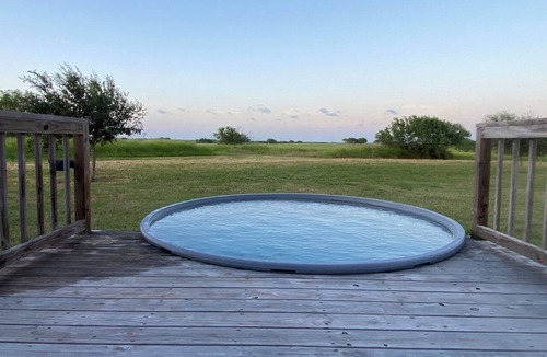 Riviera Cabin | Birdwatching haven. Cozy 1 bedroom cabin on the water
