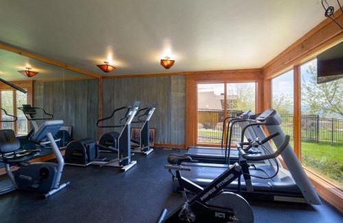 Wolf Creek Apartment | Black Diamond Lodge WL412 Ski Getaway Hot Tub