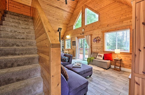 Kenai Cabin | Blind Bear Lodge ~ 1 Mile to Kenai River Fishing!