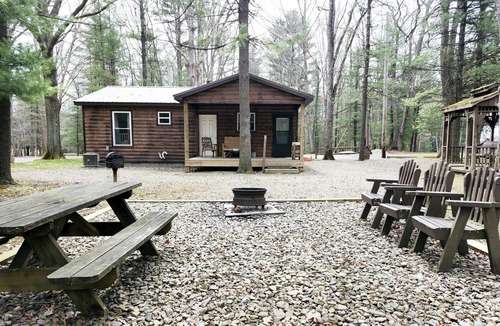 Tylersburg Cabin | Blue Spruce Cabin Getaway