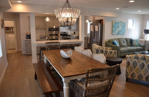 Scarborough House | Brand New 6 Bedrooms, 5.5 baths, with water views, sleeps 18