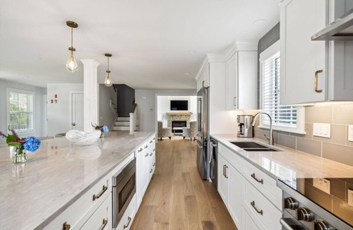 Ogunquit House | Brand New Luxury Modern Farmhouse in Downtown Ogunquit - Walk to Beach!
