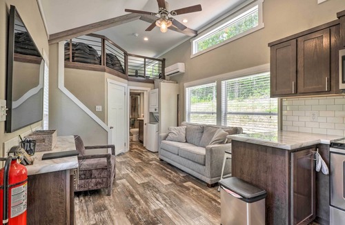 Branson Cabin | Branson Tiny Home on 52 Acres w/Private Pond!