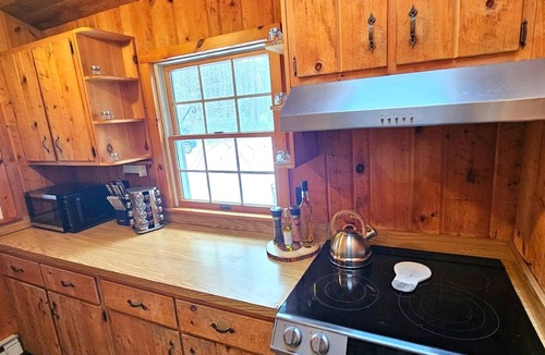 Brant Lake House | Brant Lake Retreat–Sleeps 25 | Hot Tub | Gore Mtn.