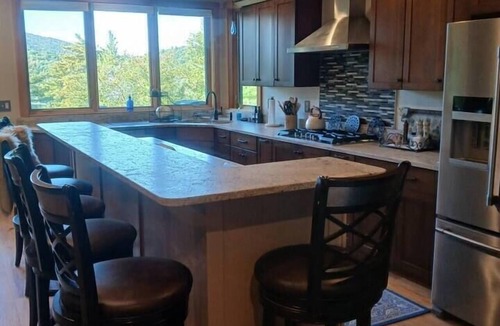 Greenwood House | Breath Taking Mountain Views and South Pond