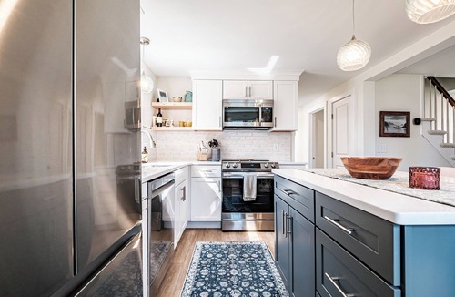 South Portland House | Bright and Cozy, 1 BR/1 BA Retreat in South Portland