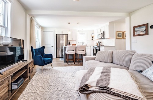 South Portland House | Bright and Cozy, 1 BR/1 BA Retreat in South Portland