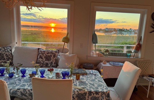 Biddeford Pool Cottage | Bright Beach Cottage, Waterviews, Dog Ok, Honeymoon, Weddings