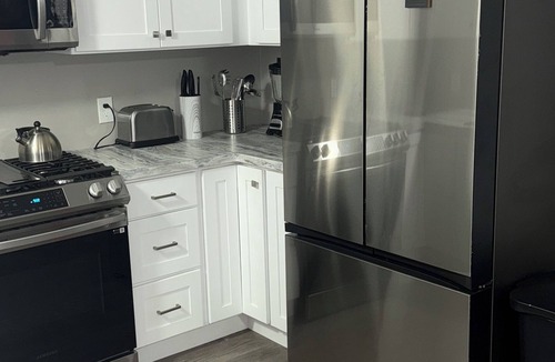 Willert Park House | Brilliant renovated 3-bedroom house in downtown Buffalo perfect for your getaway