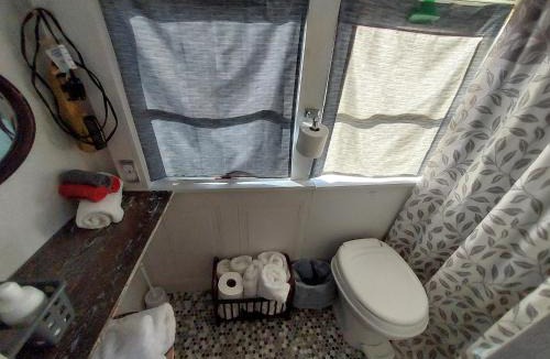 West Monroe House | Bruiser Cozy Riverfront School Bus Pet Friendly