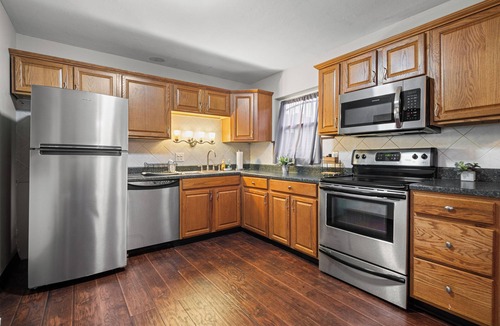 Columbus House | Buckeye Oasis