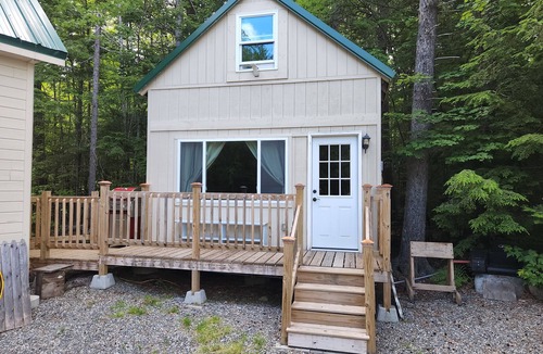 North Penobscot Cabin | bunk house on a pristine lake 25 min from Mt katahdin awesome 4 wheeling