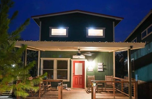 Bridgeport Cabin | Cabin 4 - Charming Modern Lux Cabin, Hot Tub, FirePit, Games