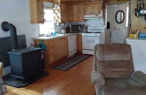 Weld Cabin | Cabin in hiking heaven with access to beautiful Webb Lake - the Western Mtns