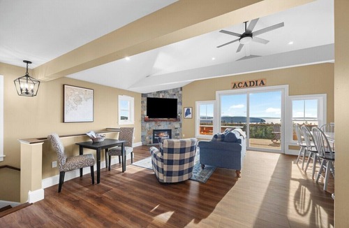 South Gouldsboro House | Cadillac Vista -views of Acadia!