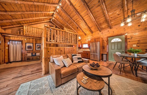 Cambridge Springs Cabin | Cambridge Springs Cabin Near French Creek!