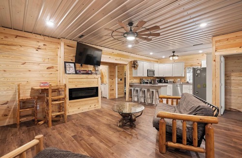 Birdseye House | Camp Chigger Ridge @ Patoka Lake