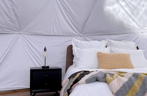 Torrey Cabin | Capitol Reef Glamping Getaway: Beautiful Pet-Friendly Dome near Hanksville, Utah