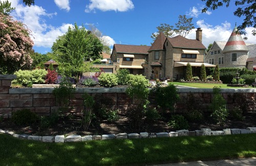 Front Park Apartment | Castle Oasis Buffalo Apt., Licensed & Inspected, Gated & Walled-off.