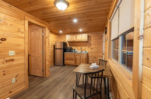 Bethlehem Ski Chalet | Cedar Suite Solo Retreat White Mountains