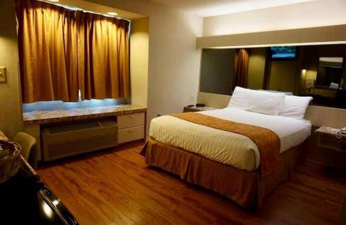 Tonawanda Hotel | CenterWay Hotel Buffalo North Near University