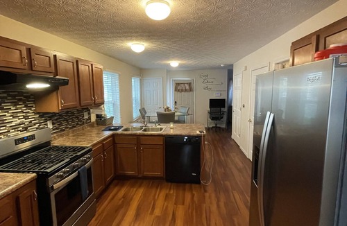 Columbus House | Central Columbus Home sure to fit all of your needs.