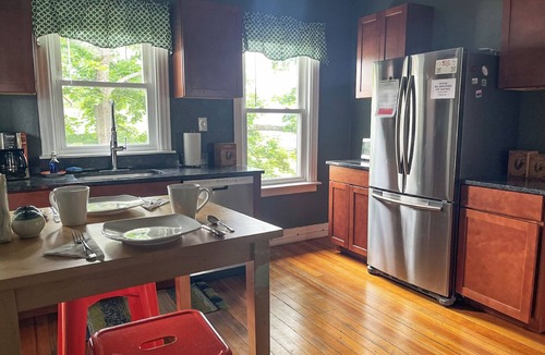 Back Cove Condo | Centrally located off Back Cove, 2nd floor 4 bedroom, 2 Bath condo w/deck