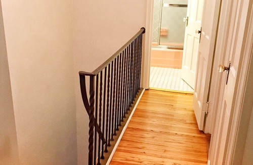 Squirrel Hill South House | Centrally located Sweet Townhouse with large backyard