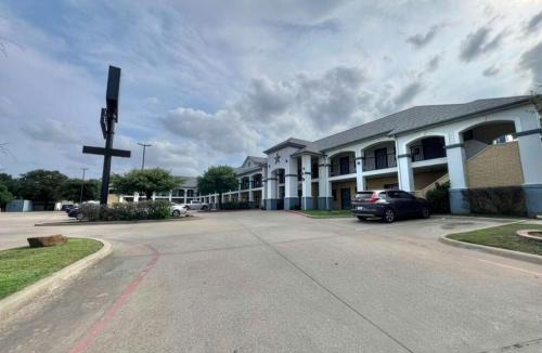 Dallas Hotel | Century Inn