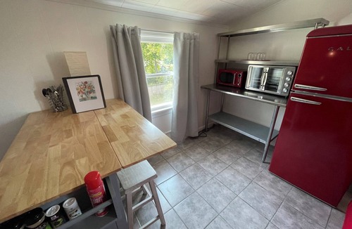 Perinton Apartment | Charming 1-bedroom apartment with AC, WiFi in beautiful Fairport