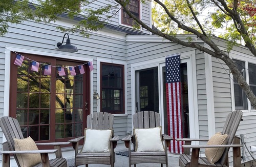 Cape Porpoise House | Charming 1796 Frenchmans Cottage in the heart of Kennebunkport and Cape Porpoise